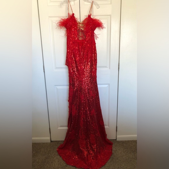 NWT Red Sherri Hill High Slit Corset Back Sequin Dress Size 8 - Picture 10 of 15